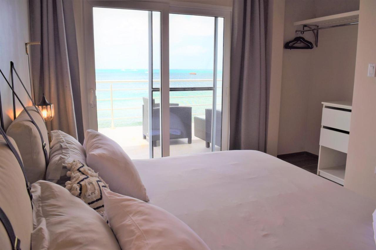 Tradewinds Apartments Симпсън Бей Екстериор снимка