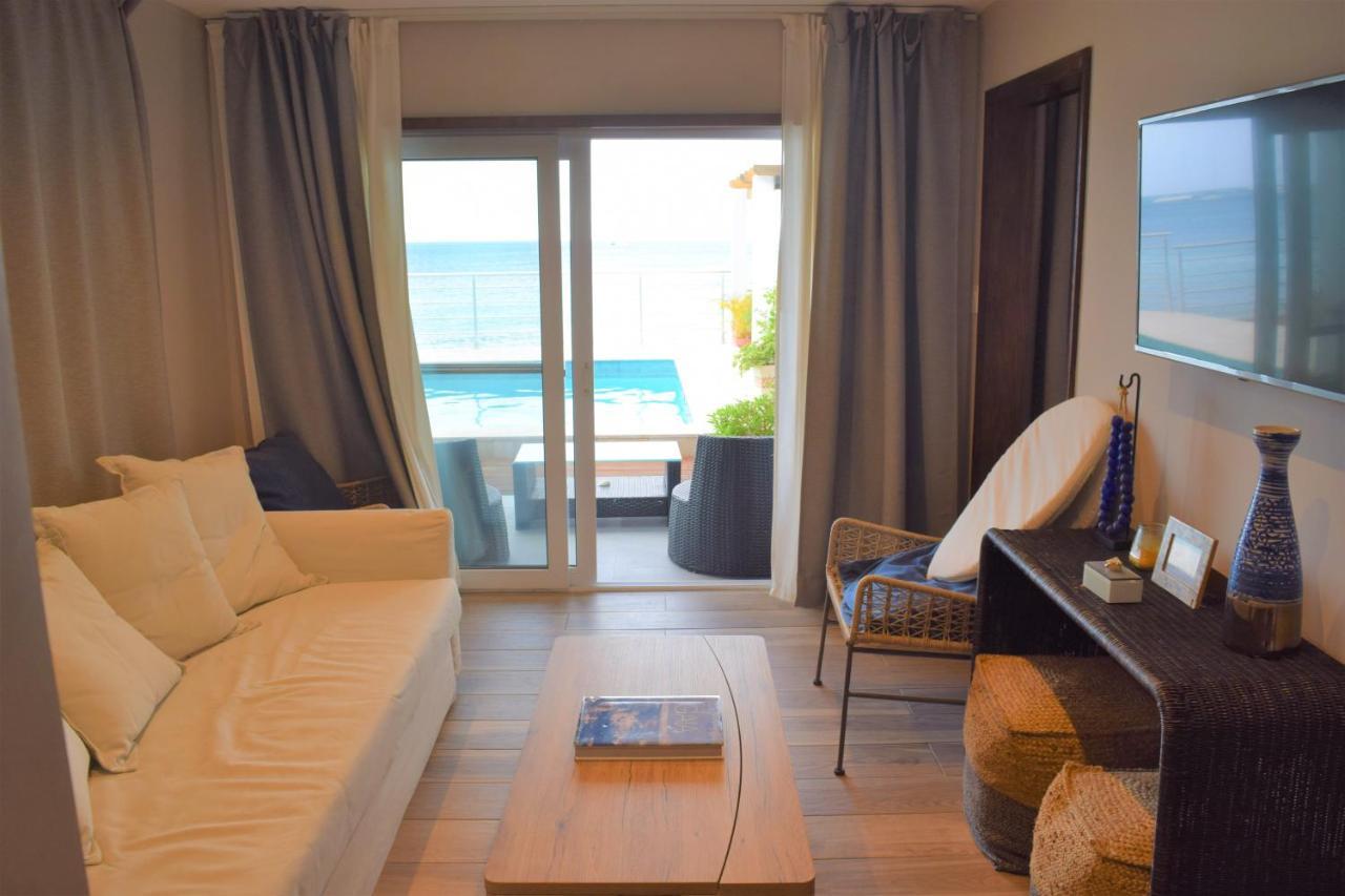 Tradewinds Apartments Симпсън Бей Екстериор снимка