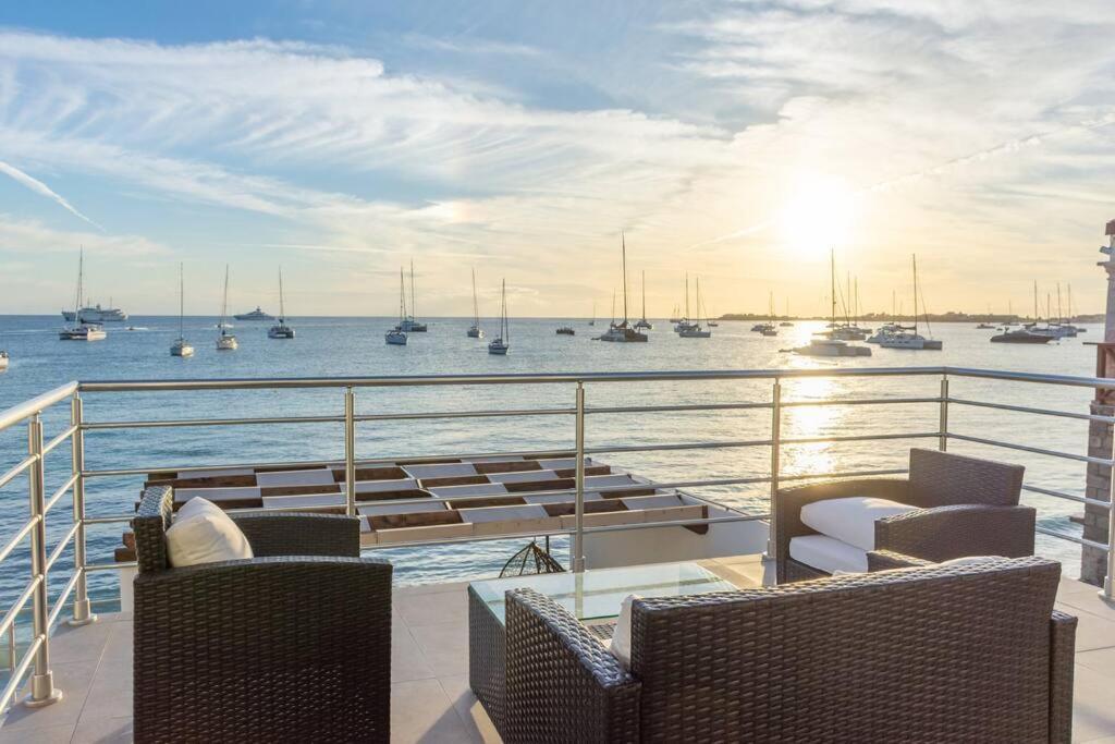 Tradewinds Apartments Симпсън Бей Екстериор снимка