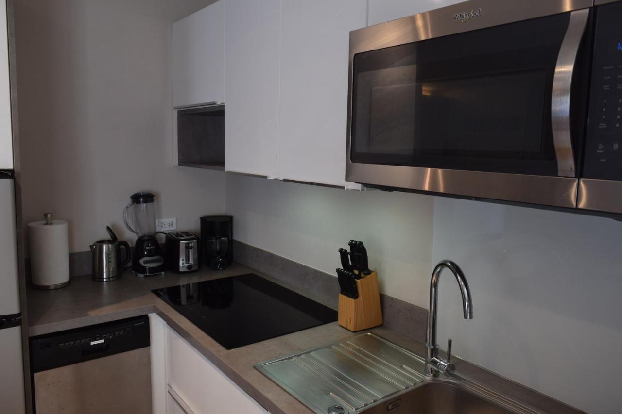 Tradewinds Apartments Симпсън Бей Екстериор снимка
